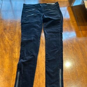 Rag and Bone navy velvet Jean with zipper front and ankle trim, size 25